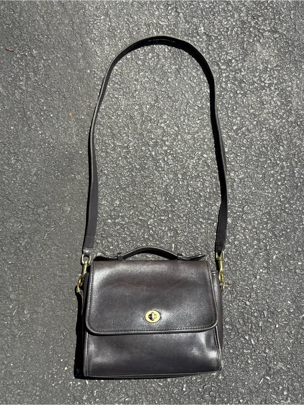 Vintage 90s Coach Court Bag Small Black Leather Crossbody Satchel Purse USA